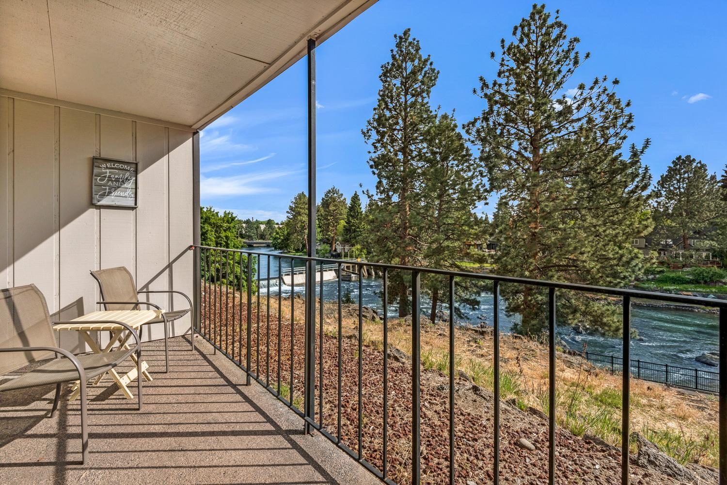 Bend Riverside Condos Quarto foto